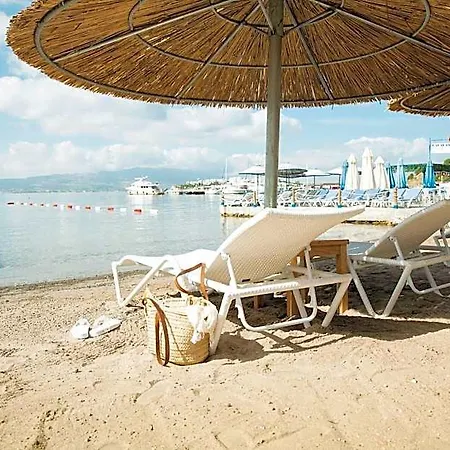 Hotel Bellazure